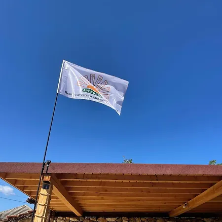 дружинци Βίλα